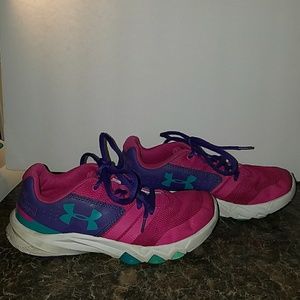 Girls size 3 Under Armour shoes